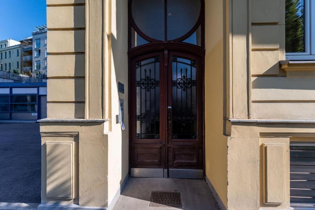 Lite 1Br Near Metro & Center By Hm Leilighet Wien Eksteriør bilde